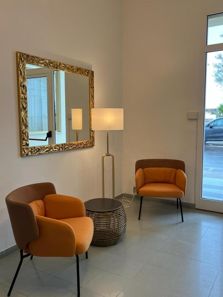 Il Faro Hotell Senigallia Exteriör bild